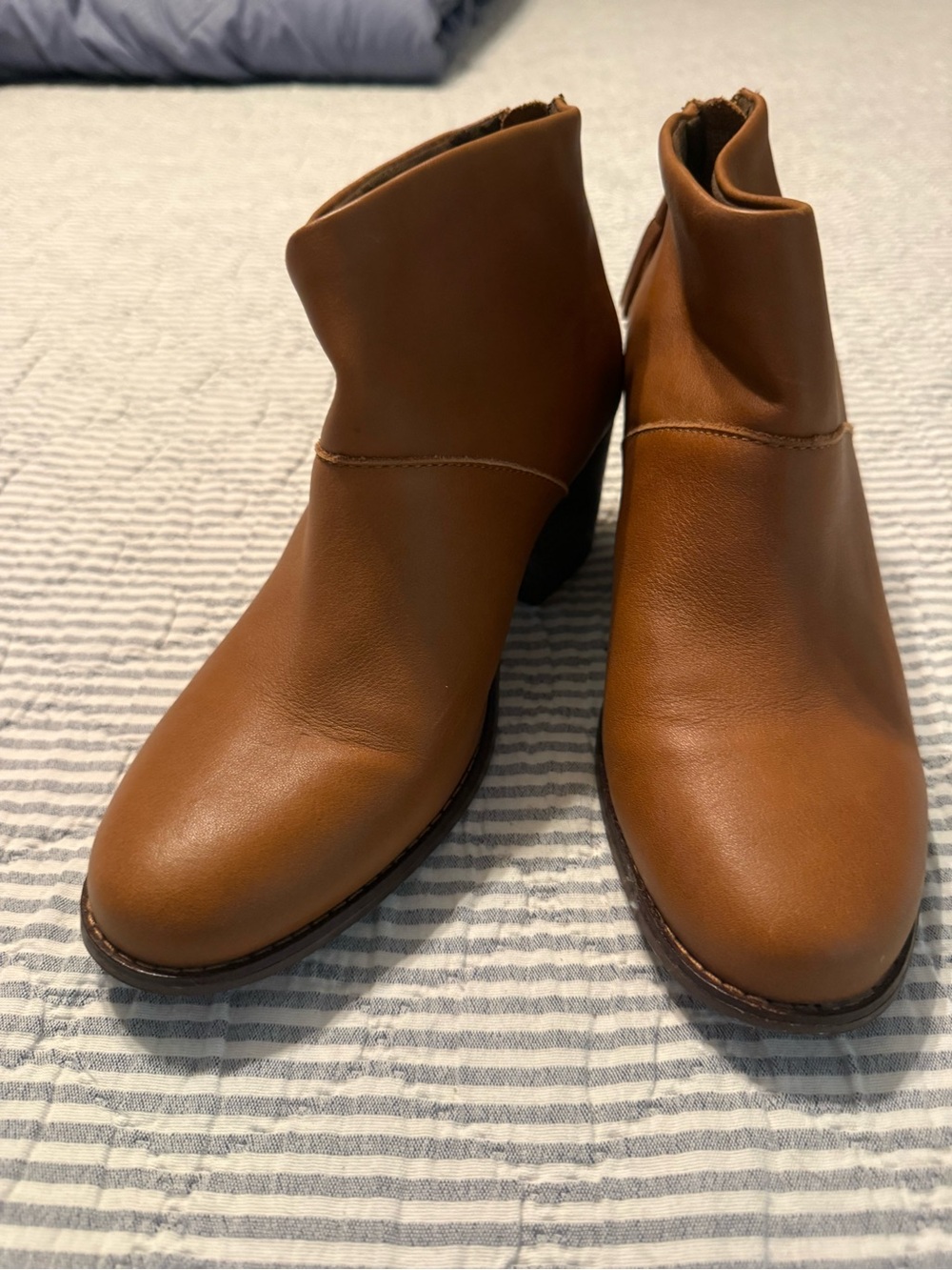 Toms Cognac Brown Leather Ankle Booties